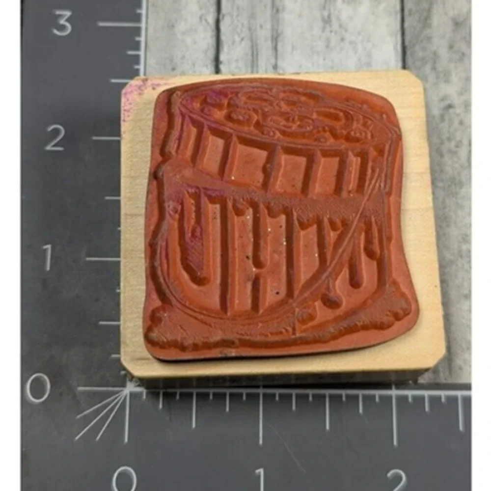 Inkadinkado Hat Box Bow 90352 Rubber Stamp Wood #i106